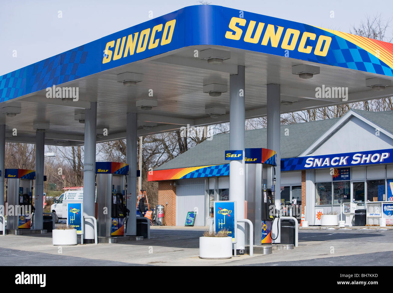 Eine Sunoco-Tankstelle in vorstädtischen Maryland. Stockfoto