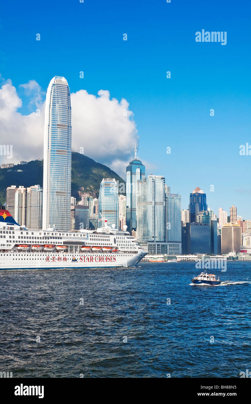 Skyline von Central, Hong Kong Island, Victoria Harbour, Hongkong, China, Asien Stockfoto