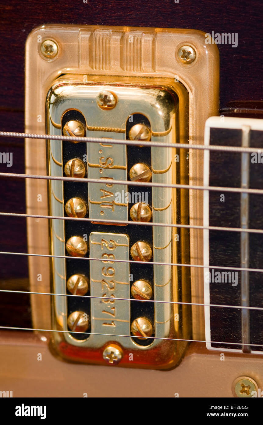 Pickup auf einer e-Gitarre in Gold (Gretsch) Stockfoto