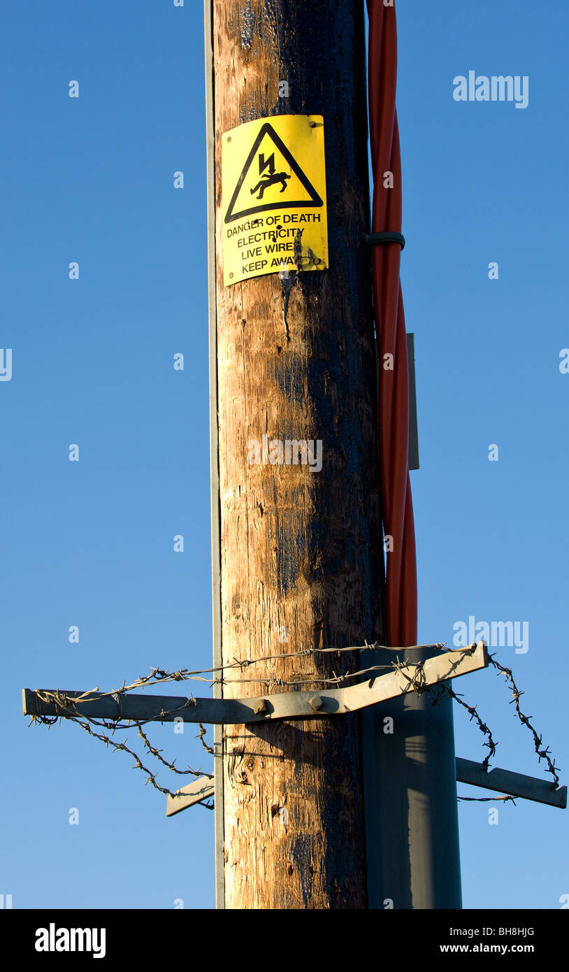 Strom, Gefahr des elektrischen Schlags Warnhinweis. Stockfoto