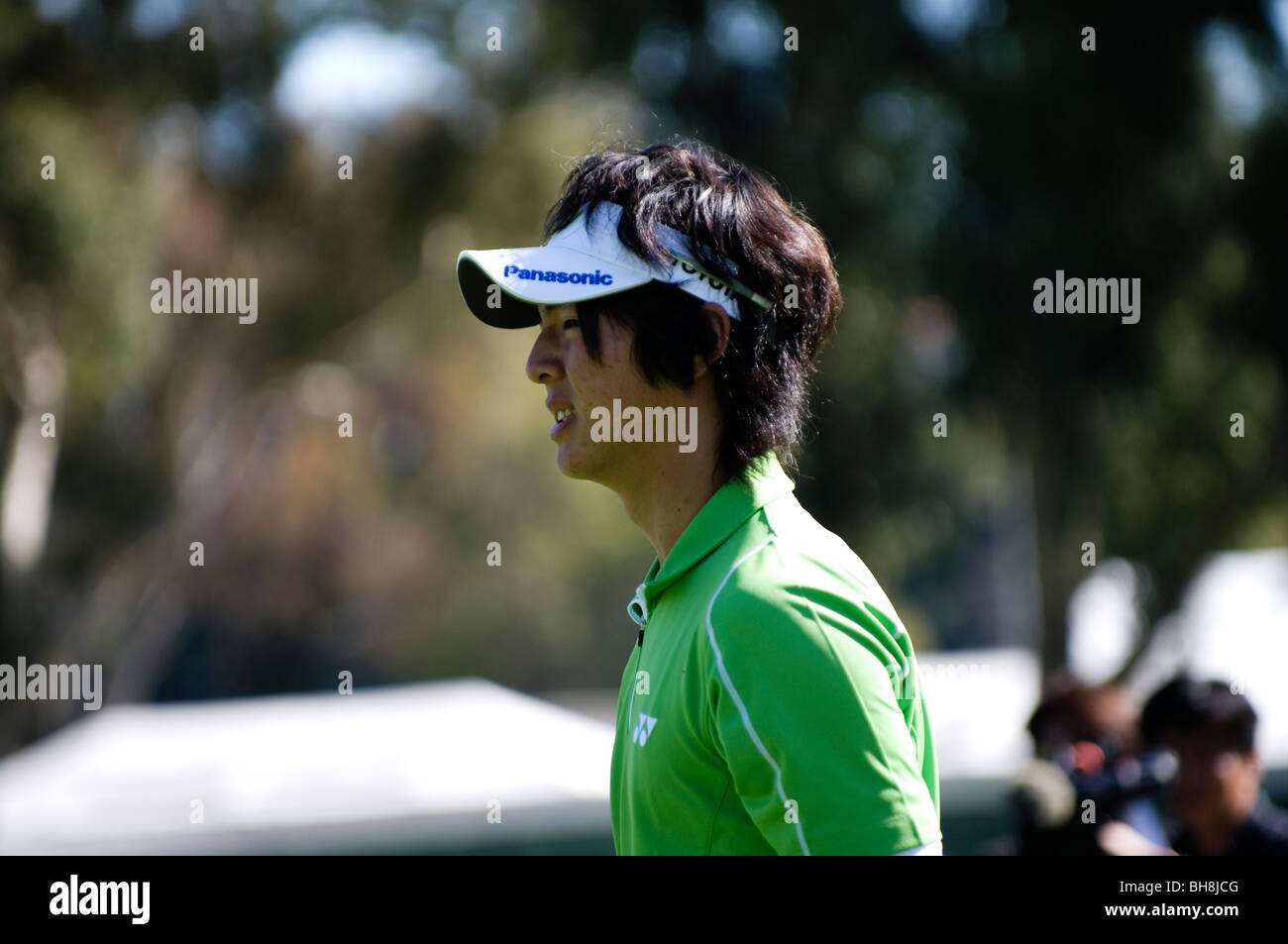 Ryo Ishiskawa geht durch die Tee-Box am 18. während das pro-am bei Northern Trust Open 2010. Stockfoto