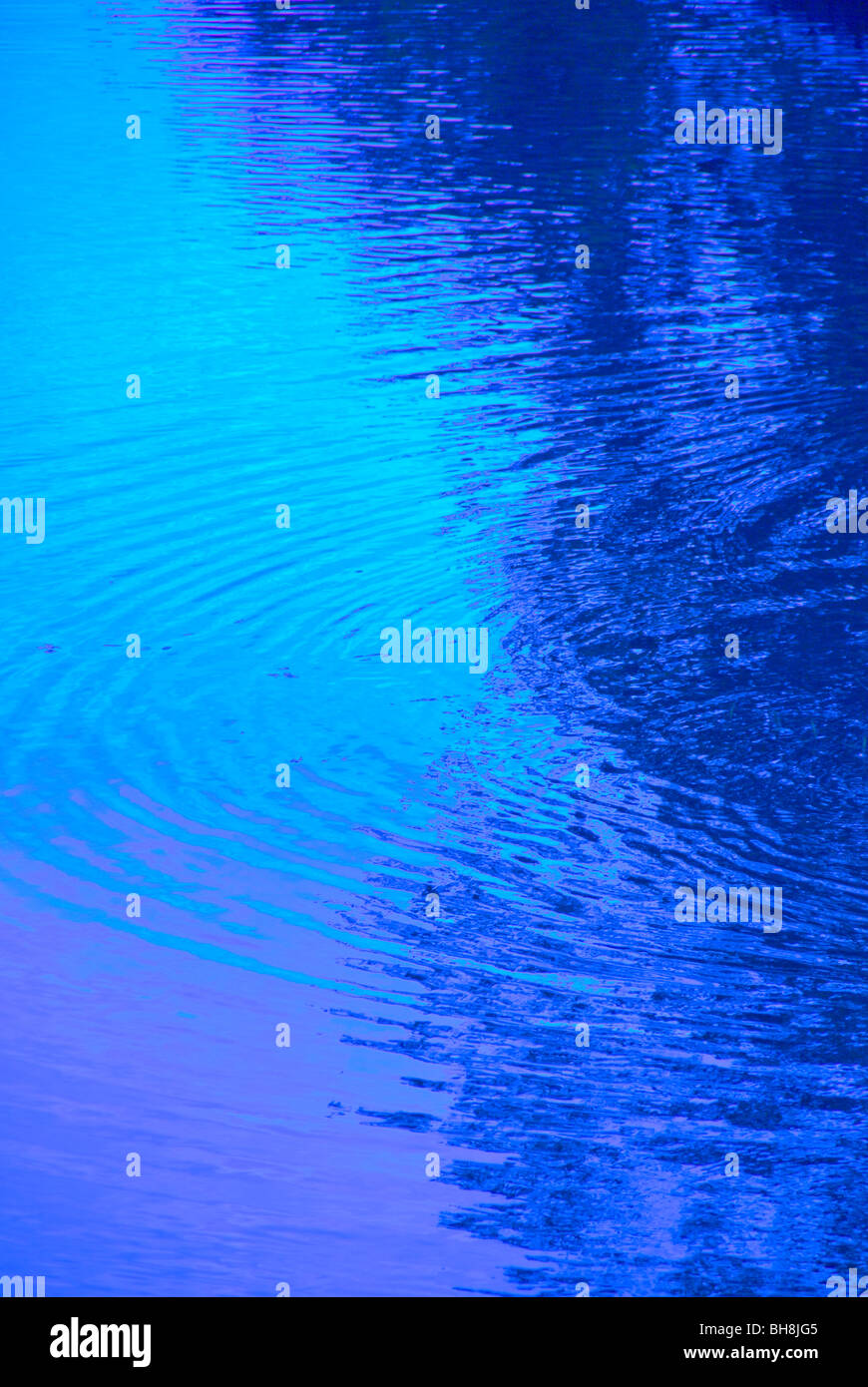 Wasser-Muster auf Rainy Lake im Norden von Minnesota Stockfoto