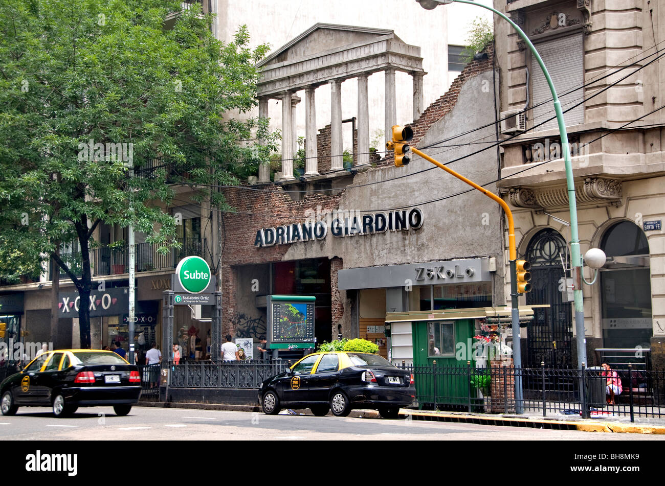 Adriano Giardino Buchhandlung Buenos Aires Argentinien Santa Fee Stockfoto
