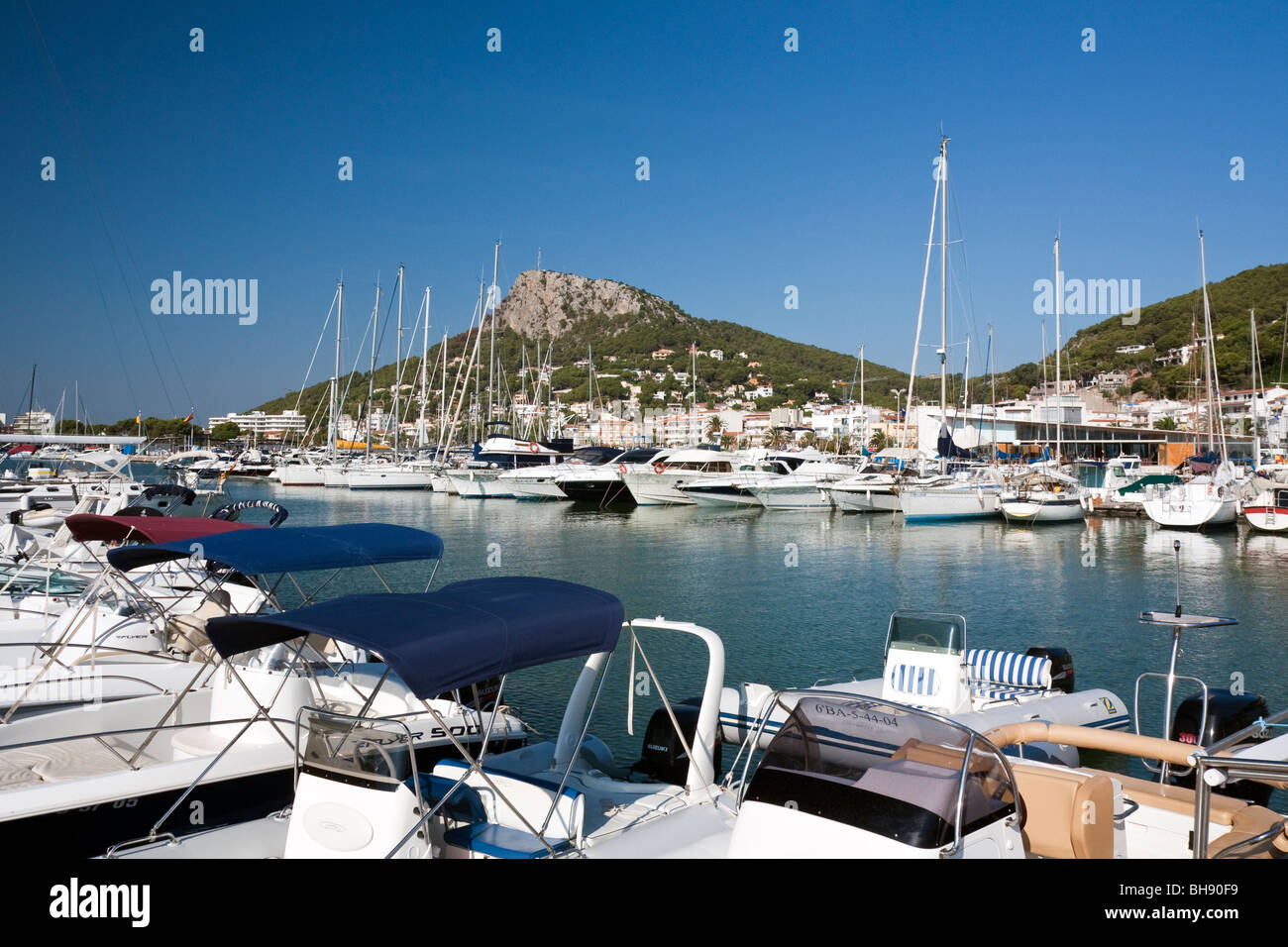 Yachthafen von l ' Estartit, Costa Brava, Katalonien, Spanien Stockfoto