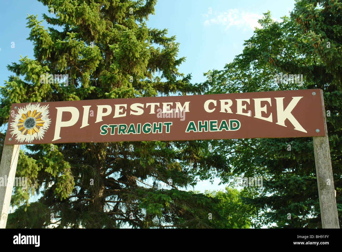 AJD65061, ND, North Dakota, Eingang Pipestem Creek Zeichen, Bett und Vogelbeobachtung Stockfoto