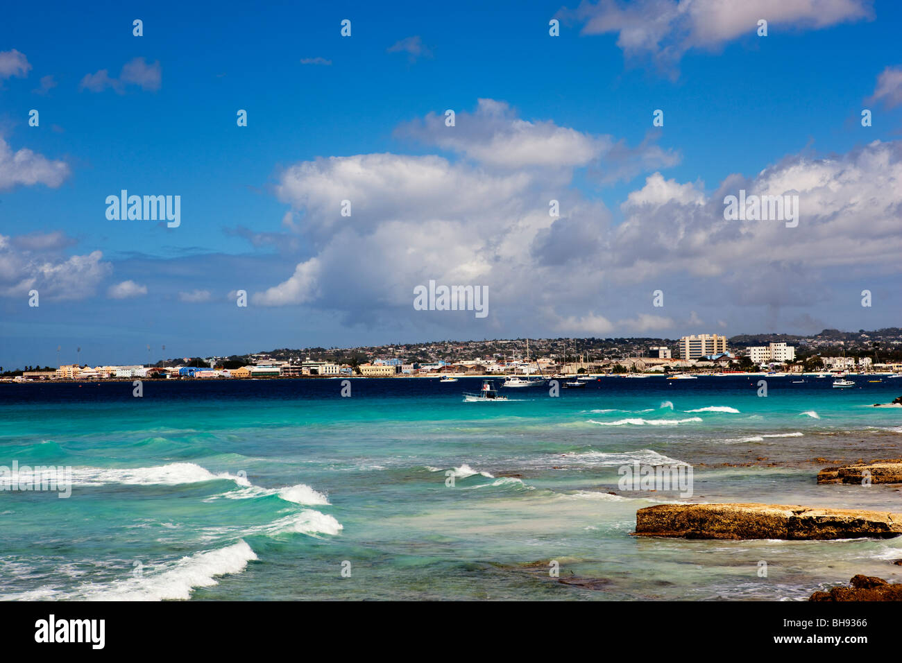 Blick auf das Kapitol von Needham Punkt, Teil des Hilton Hotels, auf der Karibikinsel Barbados Bridgetown Stockfoto