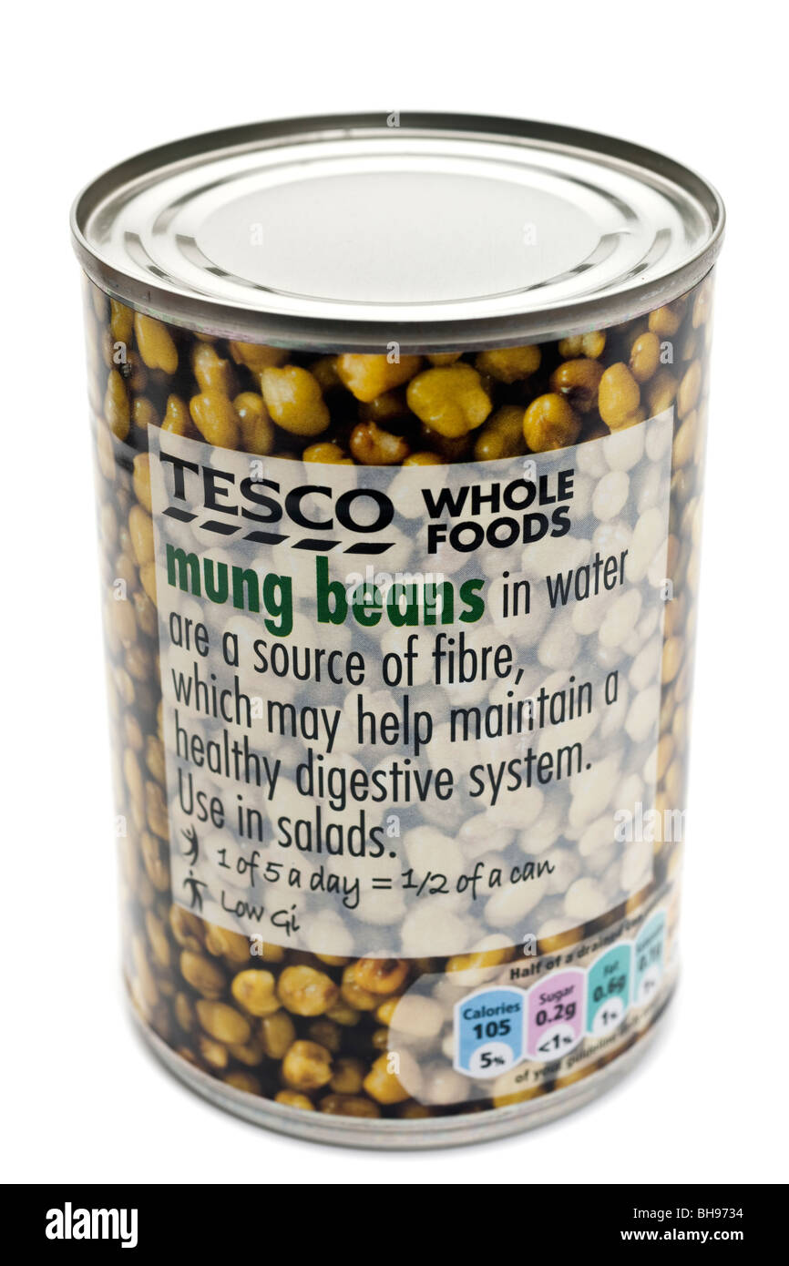 Dose mit Tesco Mung Bohnen in Wasser Stockfoto