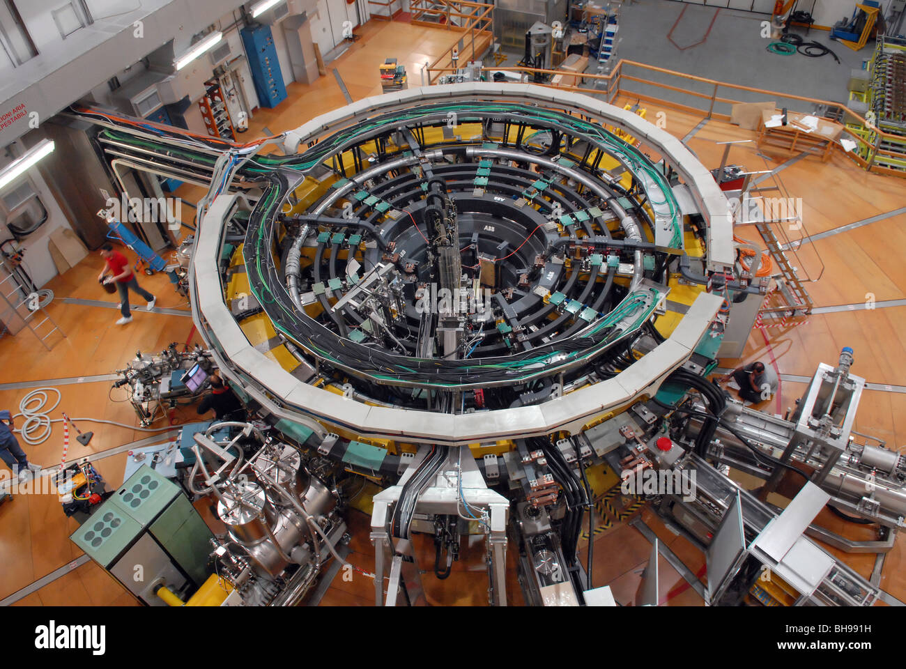 Ausschreibung-Konsortium, kontrollierte wissenschaftliche-technische Recherchen über thermonukleare Fusion. Stockfoto