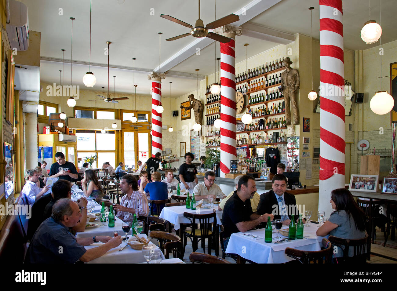 Buenos Aires Le Petangue Frankreich San Telmo Brasserie Restaurant Stadt Stadt Argentiniens Stockfoto