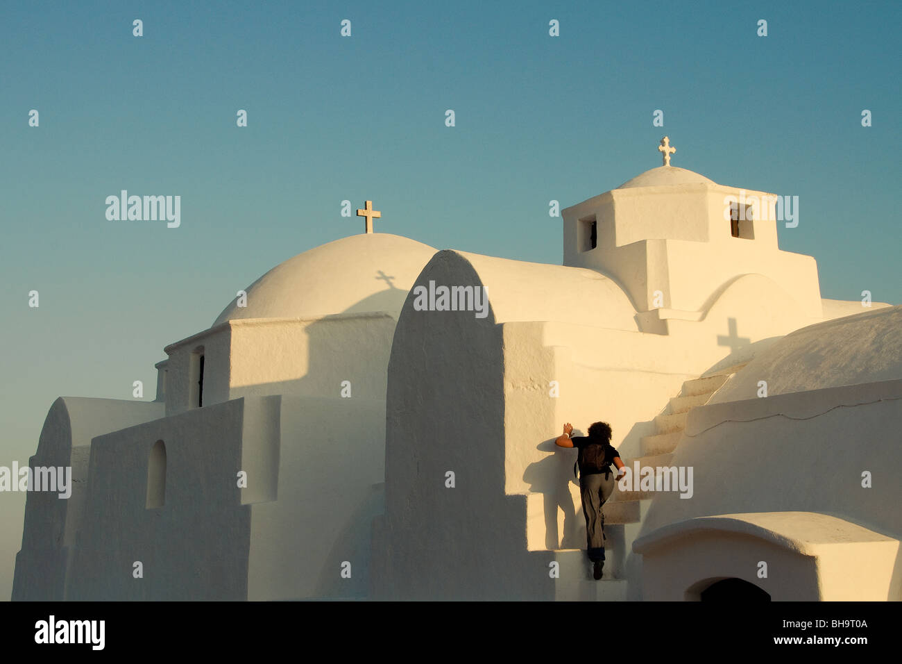 Das ist die Kirche der Jungfrau Maria auf Folegandros Insel. Folegandros ist eine griechische Kykladen Insel im Ägäischen Meer. Stockfoto