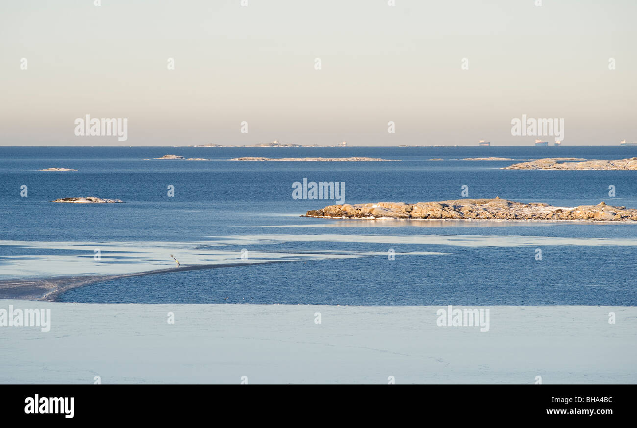 Winter-Küstenblick, Schweden 2010. Stockfoto