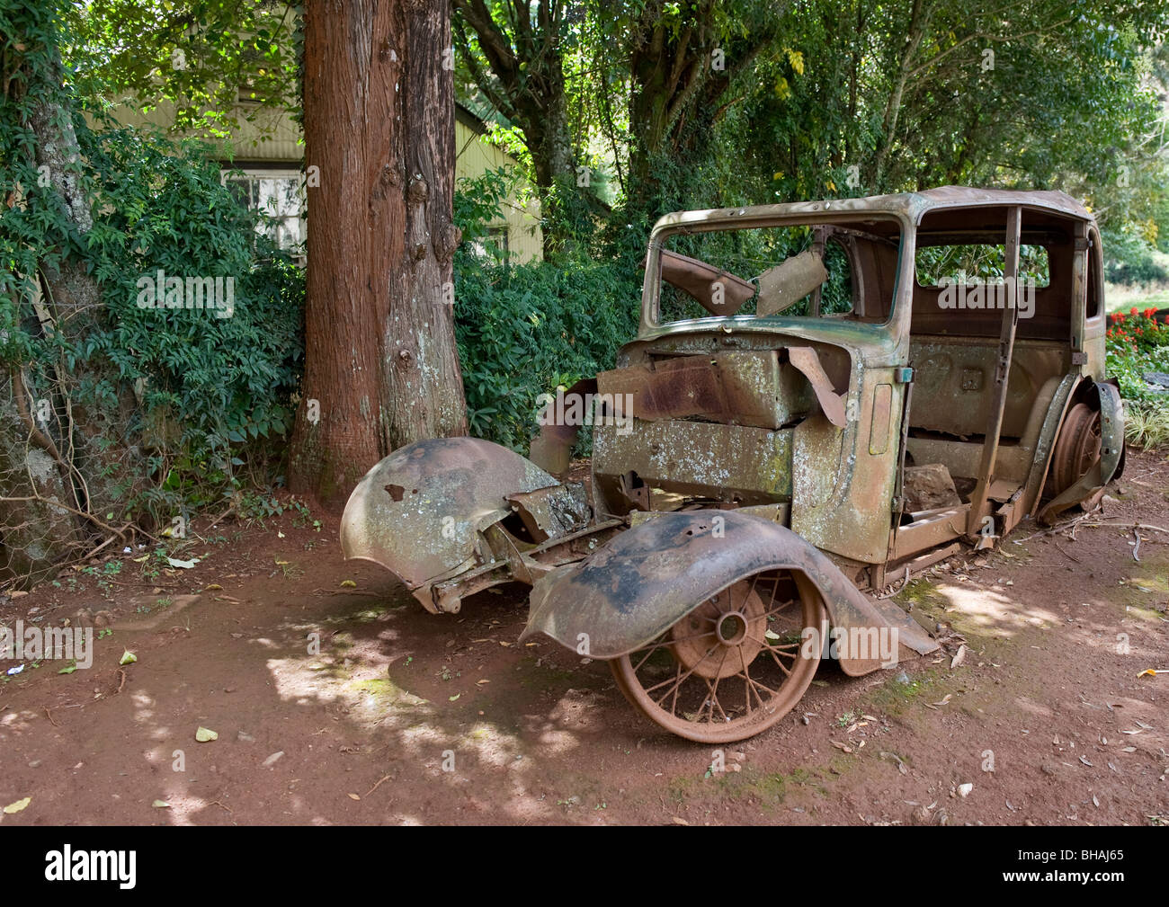 Ausstellenden bleibt süß rostigen alten verlassenen Autos an Pilgrims Rest von frühen europäischen Siedler der Goldbergbau in Südafrika verwendet. Stockfoto