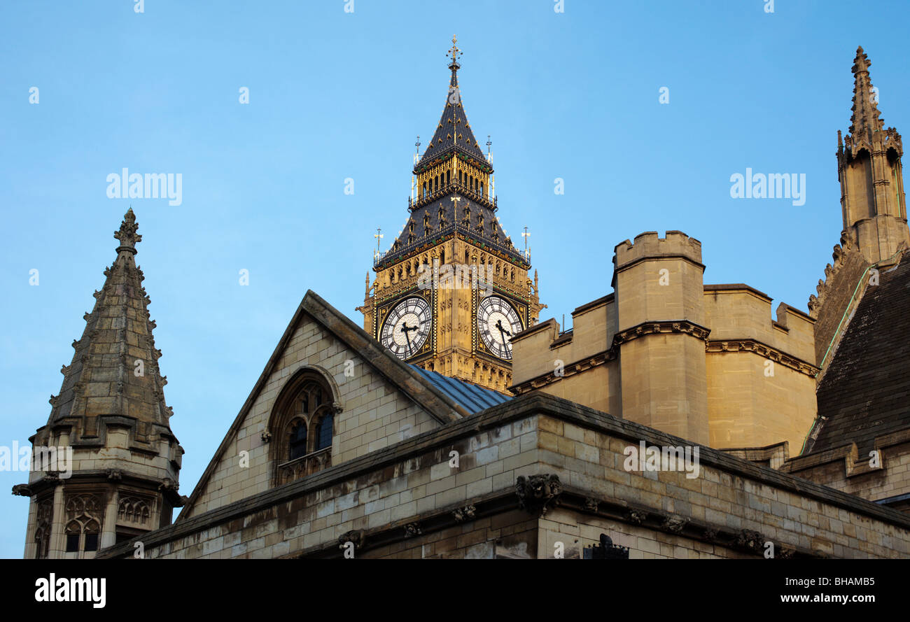 Big Ben und den Houses of Parliament, Westminster London England UK - das Herz der Regierung des Vereinigten Königreichs. Stockfoto