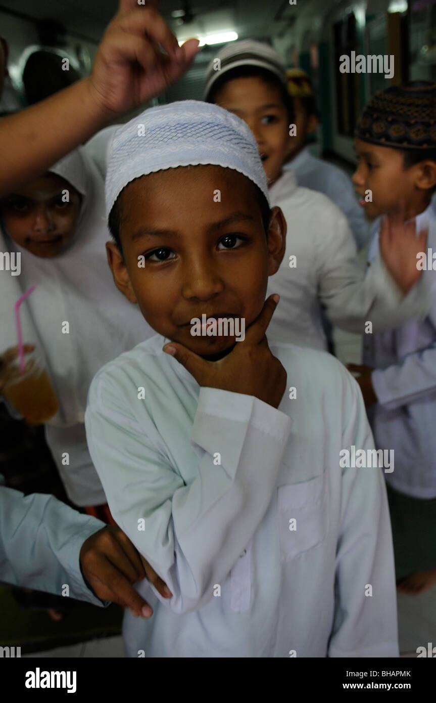 muslimische Studierende in Tracht, Bangkok, thailand Stockfoto