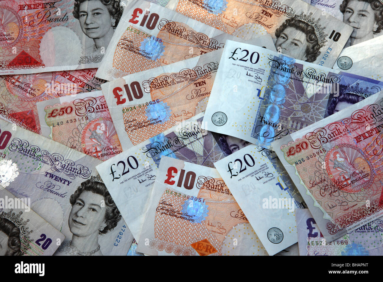 Hintergrund der britischen Banknoten, 50, 20 und zehn-Pfund-Noten füllen Rahmen. Stockfoto