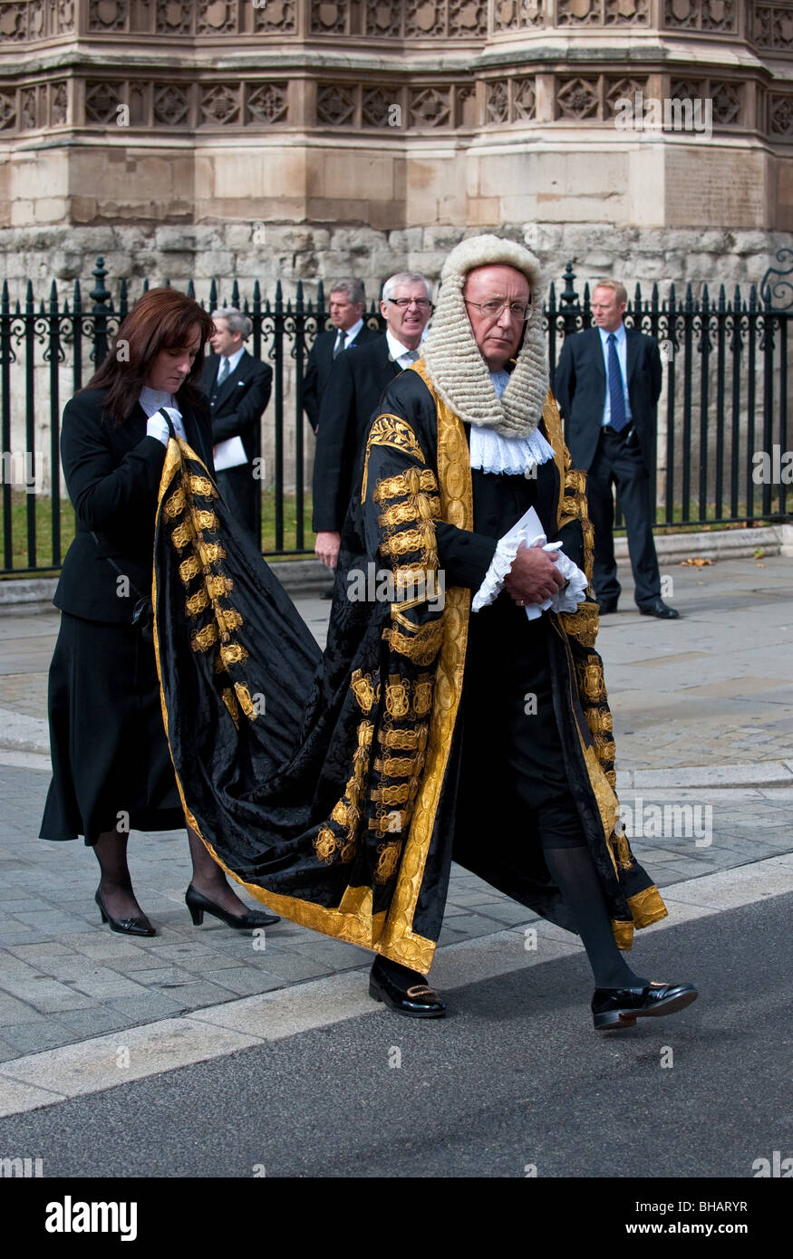 Voll Roben Richter und QCs kommen an der Lordkanzler Frühstück zu Beginn des Kalenderjahres in London Stockfoto