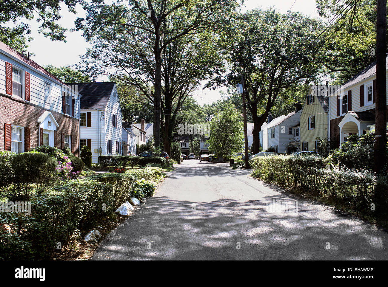 Eine typische Sackgasse für die Zufahrt in die Modell-Vorort von Radburn, Fair Lawn, New Jersey, USA Stockfoto