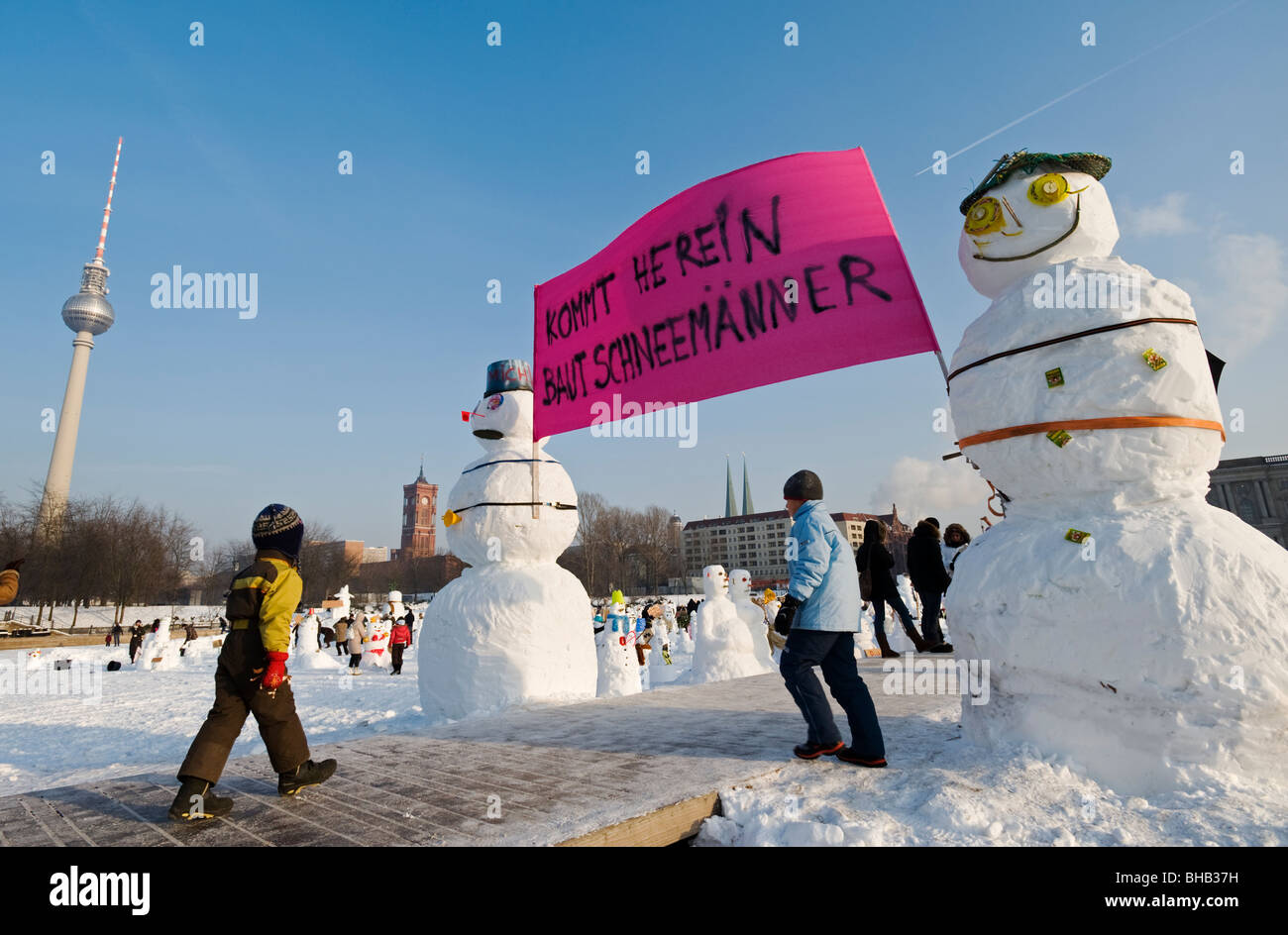 Schneemann-Demo 2010 auf dem Schlossplatz, Schlossplatz, Berlin, Deutschland, Europa Stockfoto