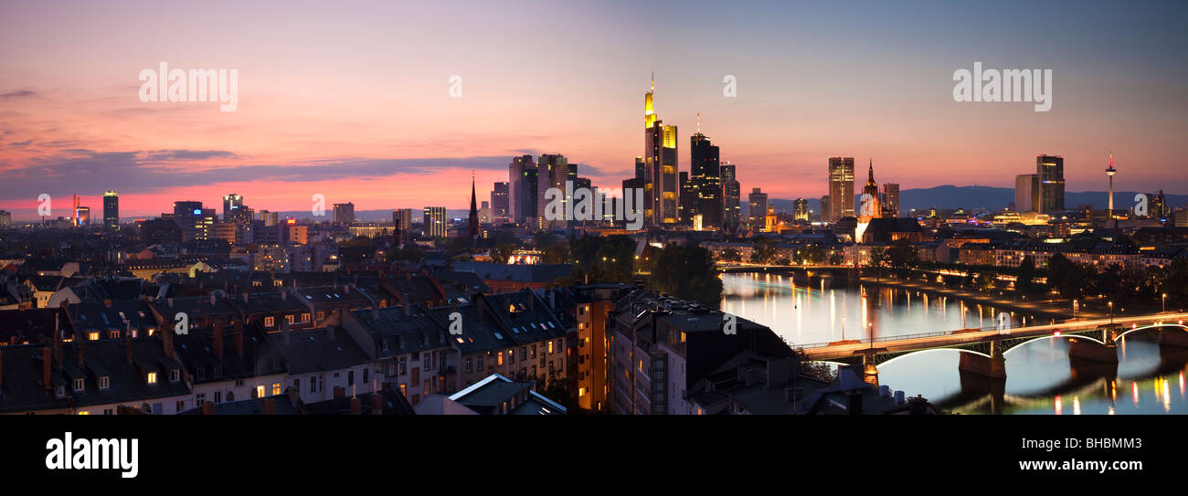Frankfurt City Skyline, Deutschland Stockfoto