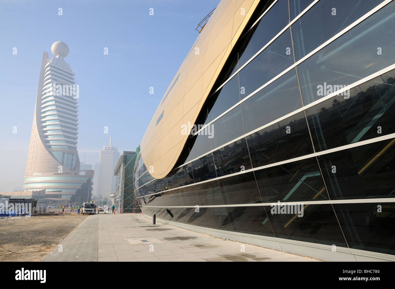 Futuristische u-Bahnstation in Dubai, Vereinigte Arabische Emirate Stockfoto