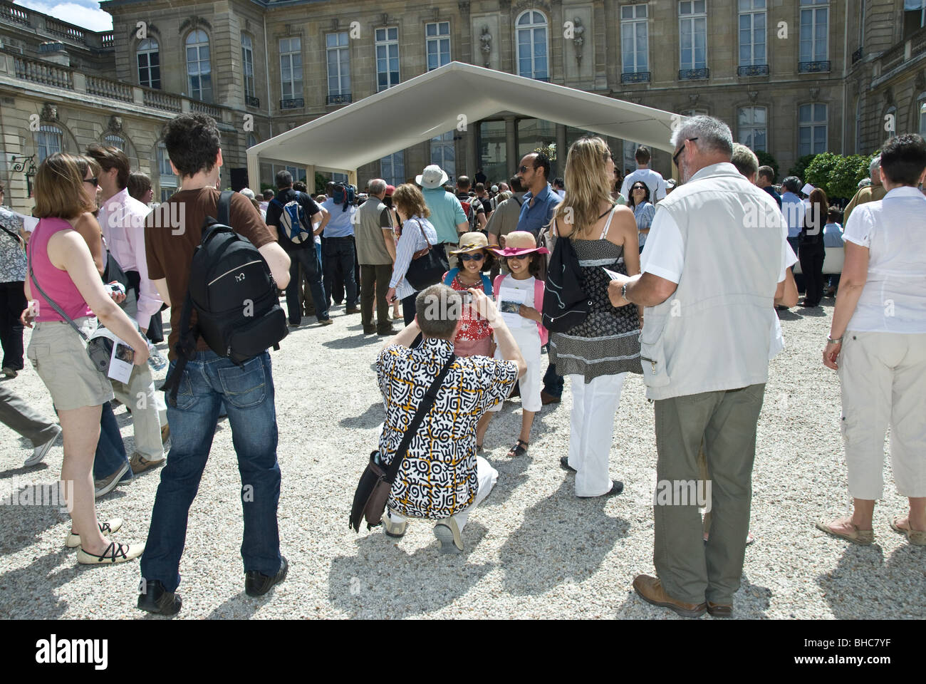 Paris, Frankreich, Französisch Menschen bei öffentlichen Events, Music Festival, "Fete De La Musique", (World Music Day) im Elysees-Palast. Stockfoto