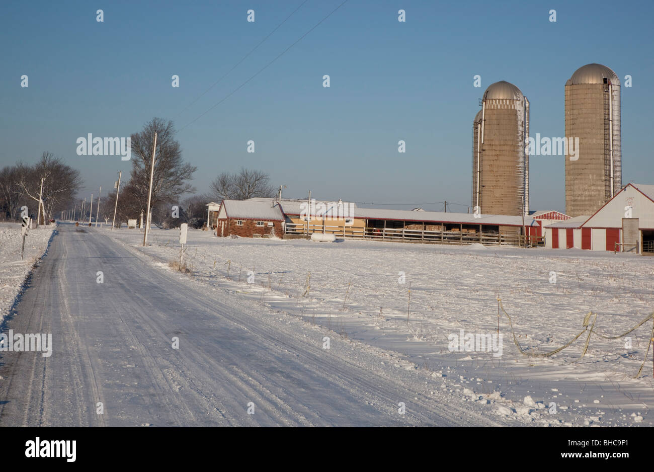 Neue Palästina, Indiana - ein Bauernhof im Winter. Stockfoto