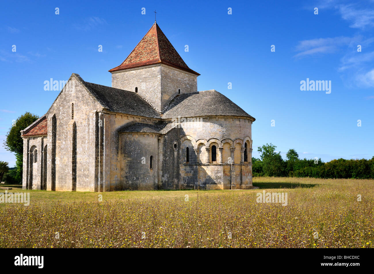 Die romanische Kirche in Lichères, Poitou-Charentes, Frankreich Stockfoto