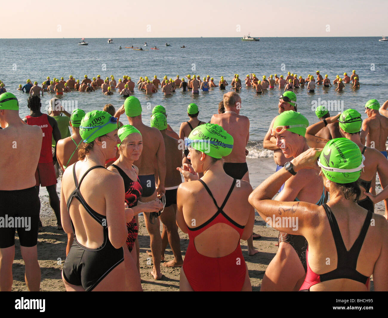 Wettschwimmen auf Coney Island, Brooklyn NY Stockfoto