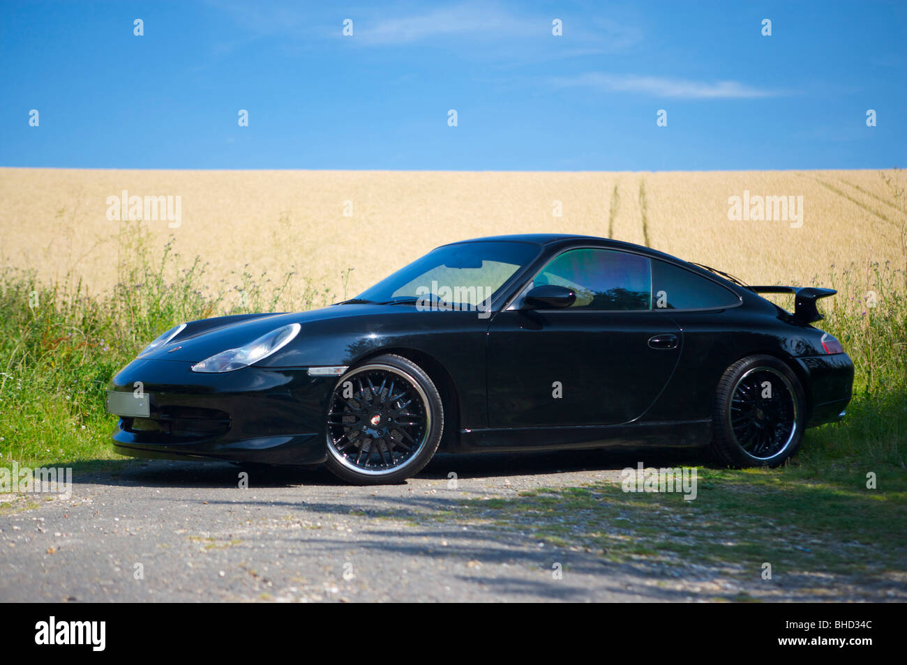 Porsche, 911, Carrera, 4, Sport, Auto, Sommer, Träume, schwarz, Himmel, Feld, jungen Spielzeug Stockfoto