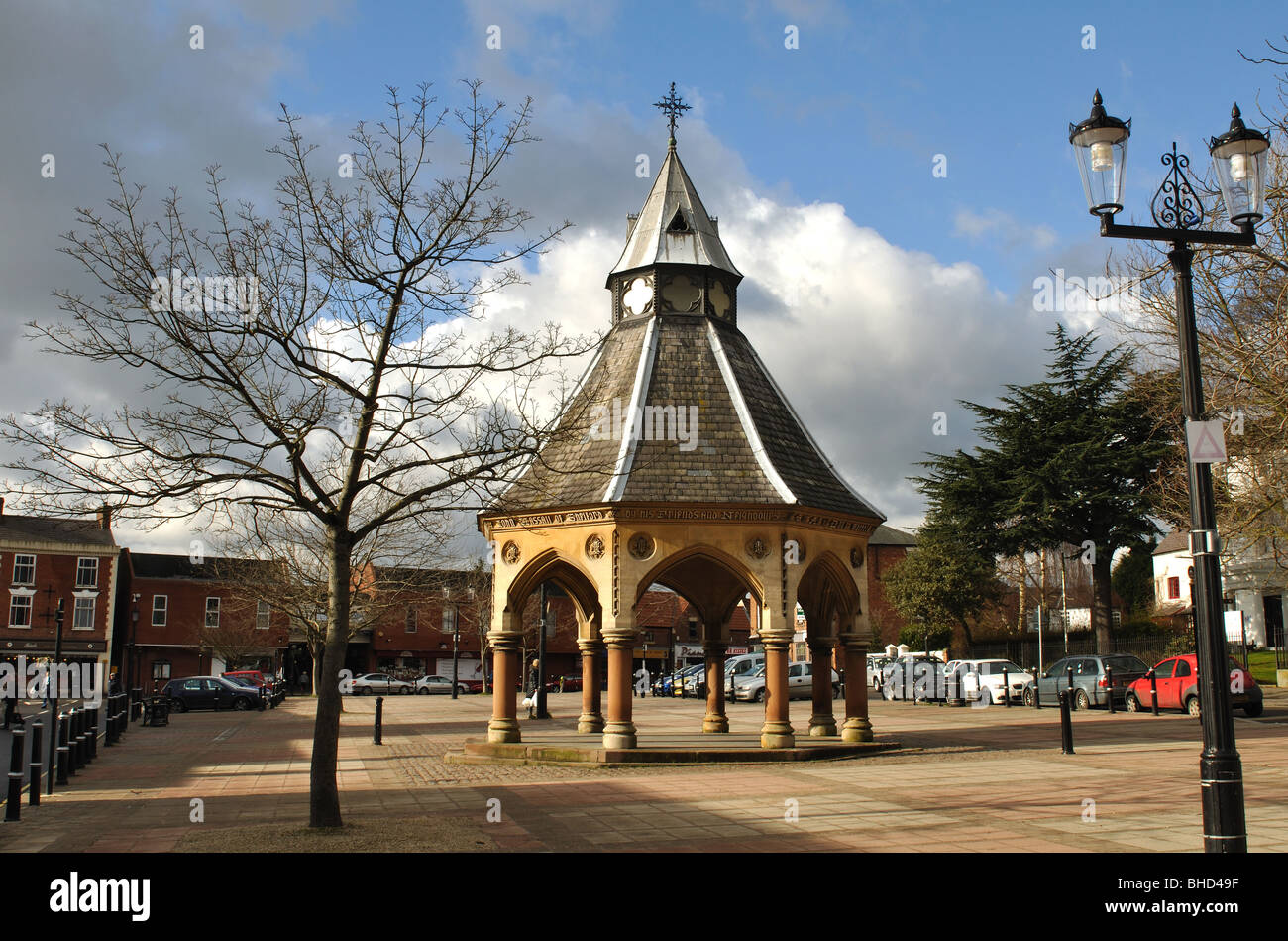 Market Square und Buttercross, Bingham, Nottinghamshire, England, UK Stockfoto