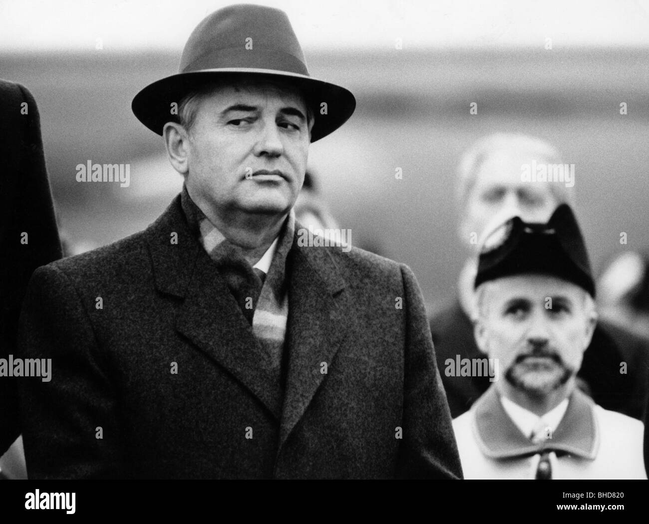 Gorbatschow, Mikhail, * 2.3.1931, Sowjetrepolitiker (KPdSU), halbe Länge, Ankunft, Gipfel, Geneve, Schweiz, 19.11.1986, Stockfoto