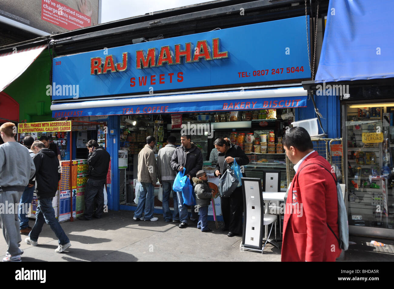 Raj Mahal. Konditorei in Whitechapel in London UK Stockfoto