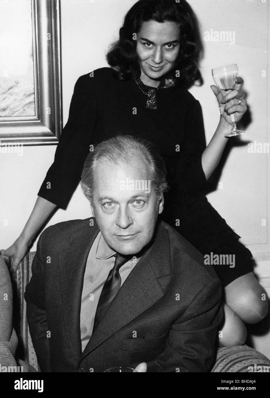 Juergens, Curd, 13.12.15 - 18.6.1982, deutscher Schauspieler, halbe Länge, mit seiner Frau Simone Bicheron, ca. 1960, Stockfoto