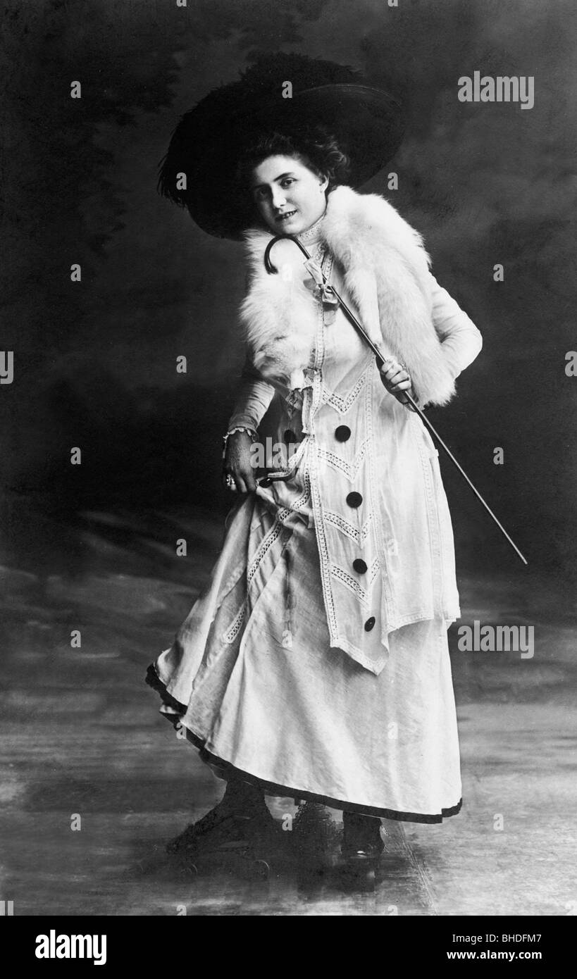 Sport, Rollschuhbahn, junge Frau auf Rollschuhbahnen, Postkarte, ca. 1900, Stockfoto