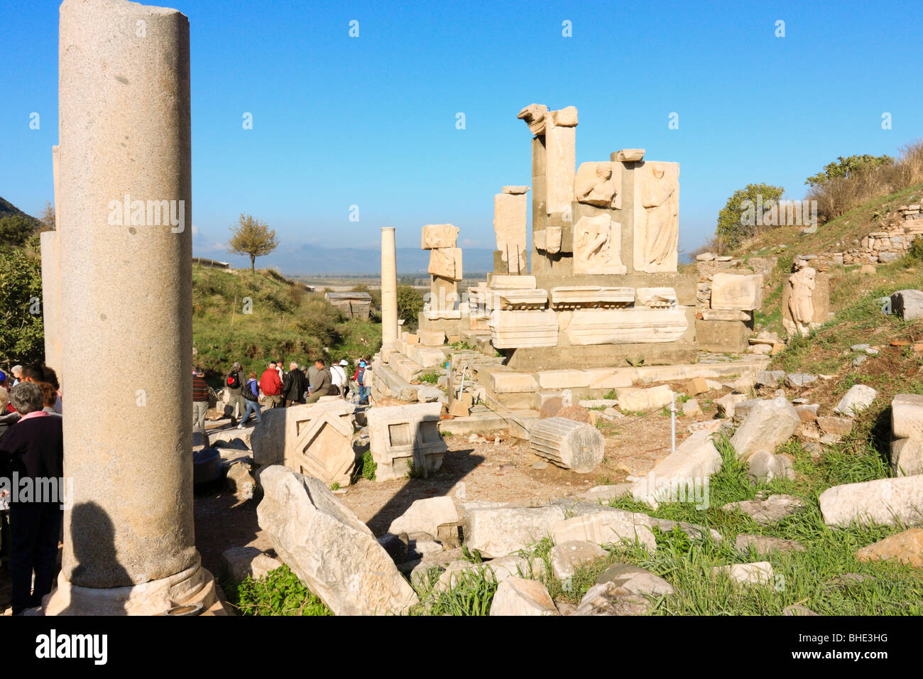 Ruinen von der Gedenkstätte Memmius, Ephesus, Türkei Stockfoto