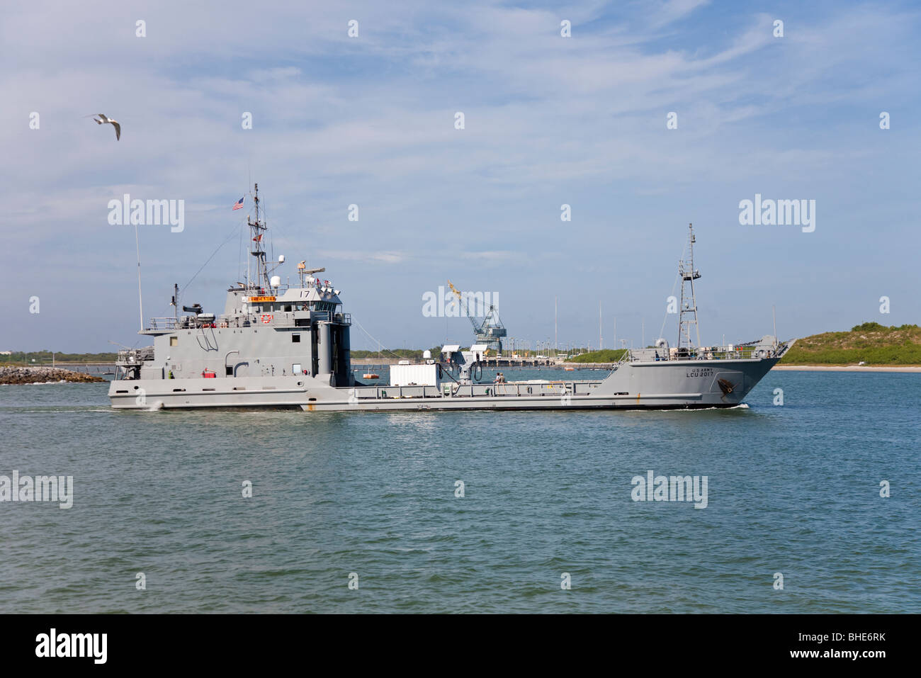 El Caney, eine Armee Runnymede Klasse große Landungsboote im Kanal in Port Canaveral, Florida Stockfoto