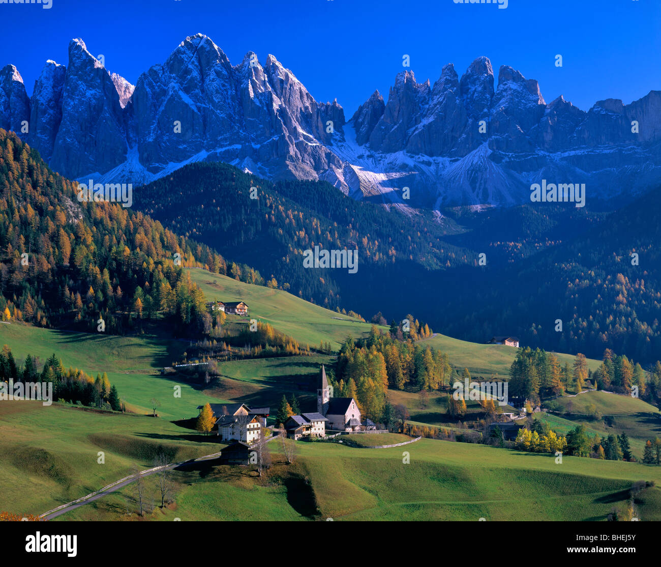 St. Magdalena im Herbst, Val di Funes, Trentino, Dolomiten, Italien, Europa Stockfoto