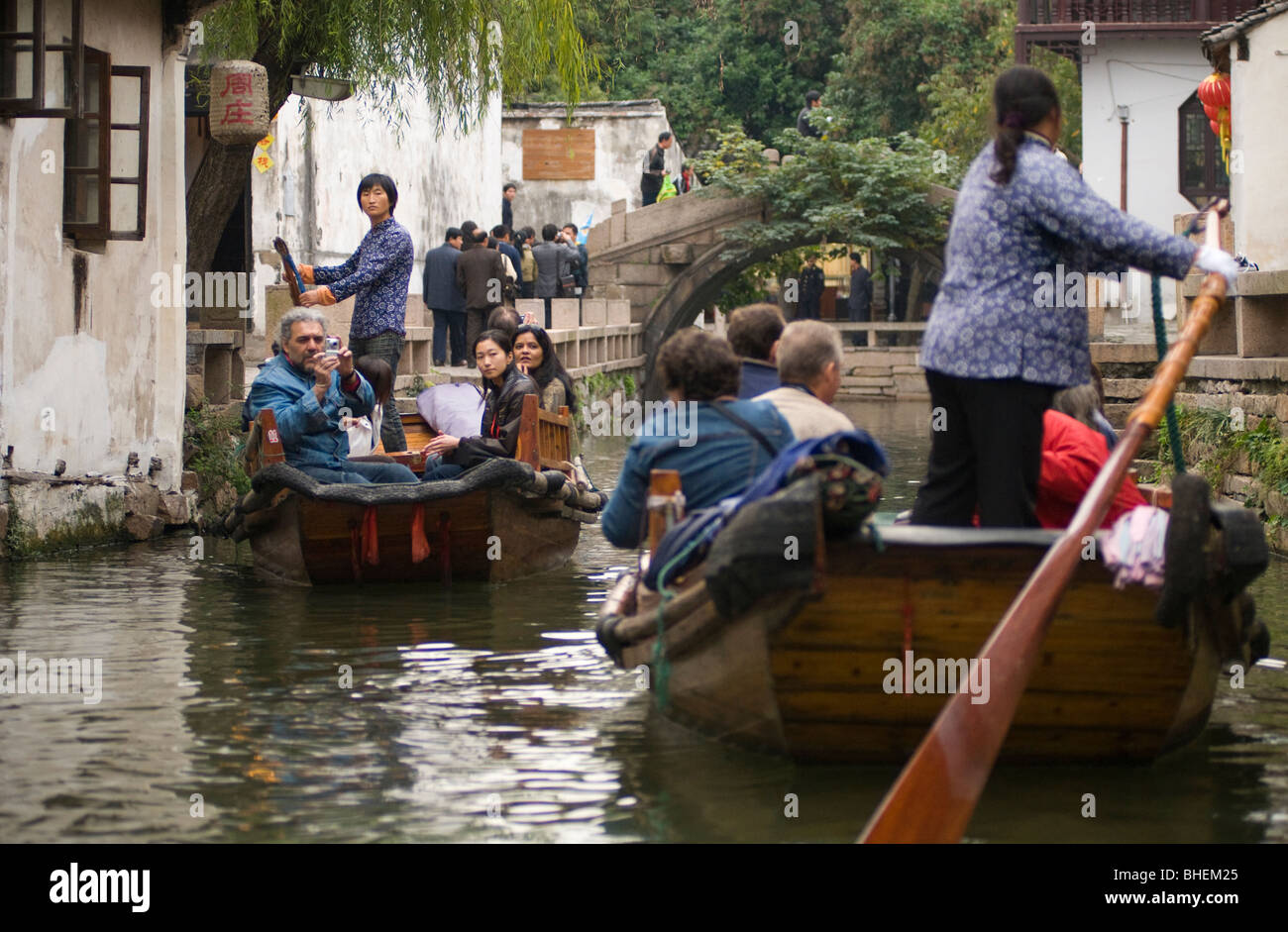 Zhouzhuang ist bekannt als das Venedig Chinas in der Provinz Jiangsu, China Stockfoto