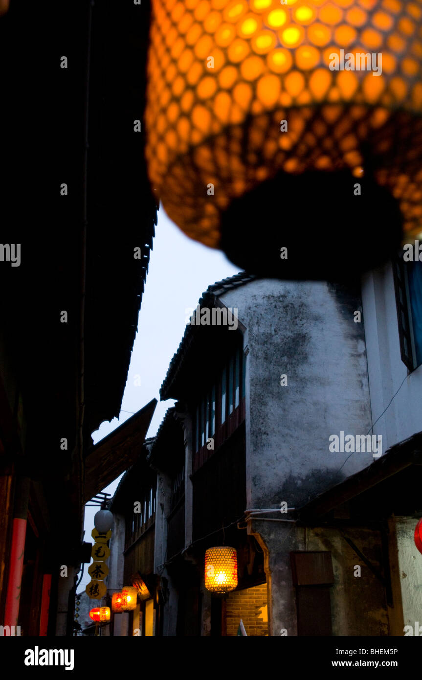 Zhouzhuang, bekannt als das Venedig von China, ist ein beliebter Touristenort in der Provinz Jiangsu, China, Asien Stockfoto