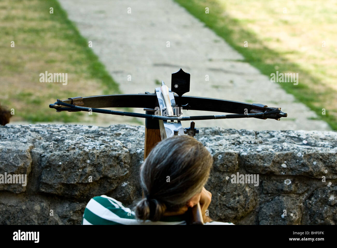 Schießen mit Armbrust - Libertas Brüderlichkeit in San Marino Stockfoto