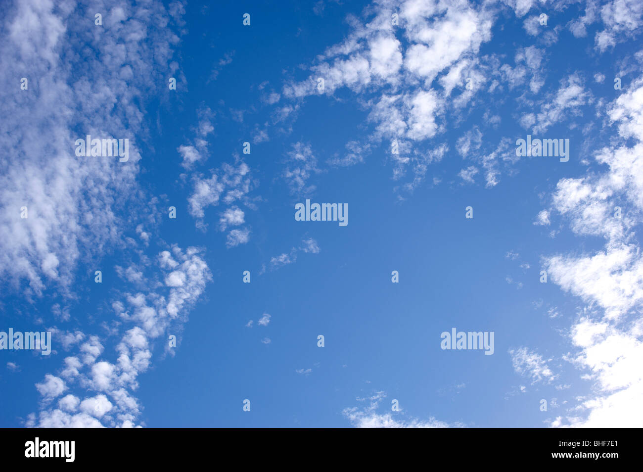 Altocumulus-Wolken Stockfoto