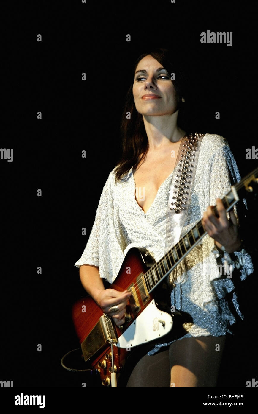 PJ Harvey bei Womad in The Eden Project 2003 durchführen Stockfoto