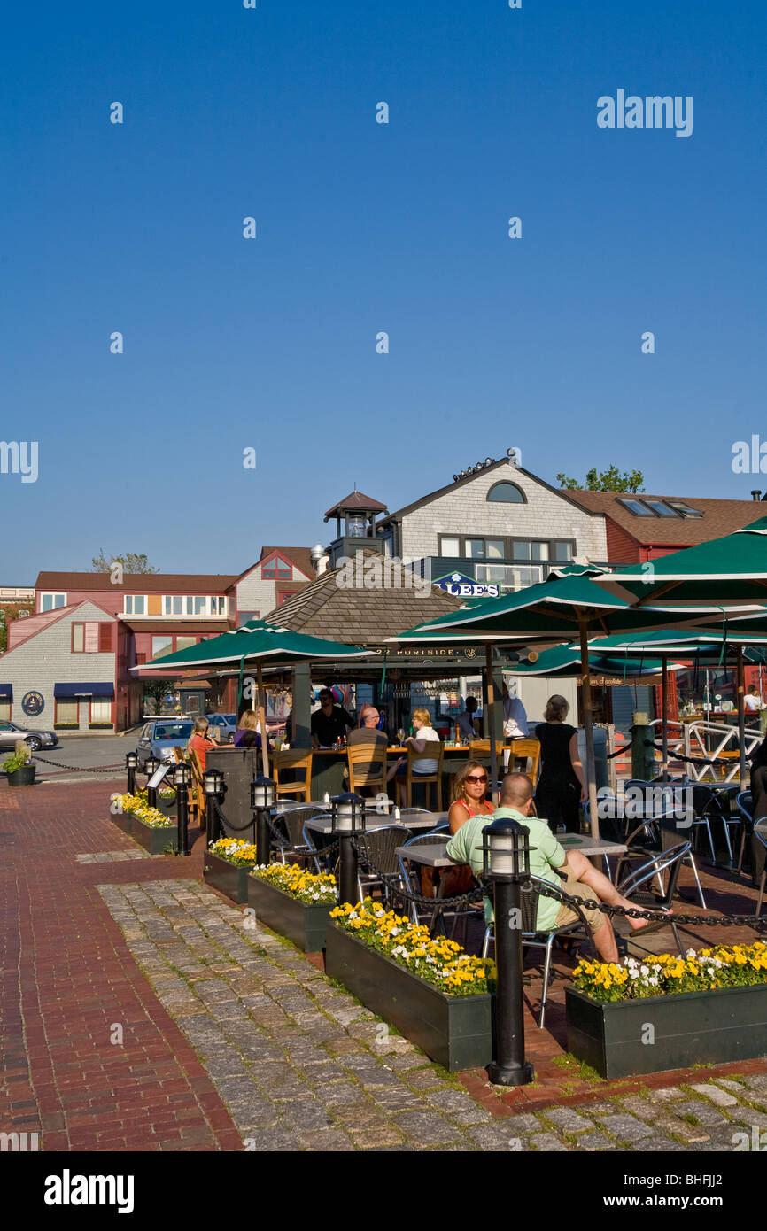 Eine Bar im Freien in Newport Rhode Island Stockfoto