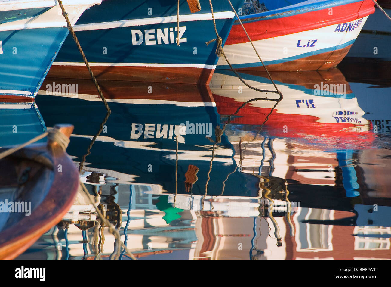 Angelboote/Fischerboote in Urla kleine Hafen Izmir Türkei Stockfoto