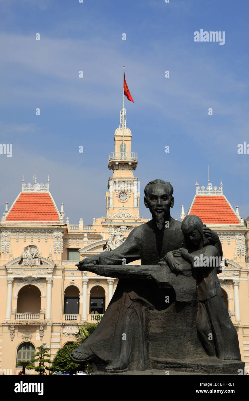 Vietnam, Ho Chi Minh Stadt, Saigon, Volkskomitee, Hotel de Ville, Ho-Chi-Minh-statue Stockfoto