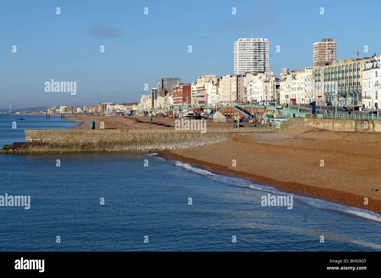 Eine Buhne auf Brighton Seafront. Stockfoto