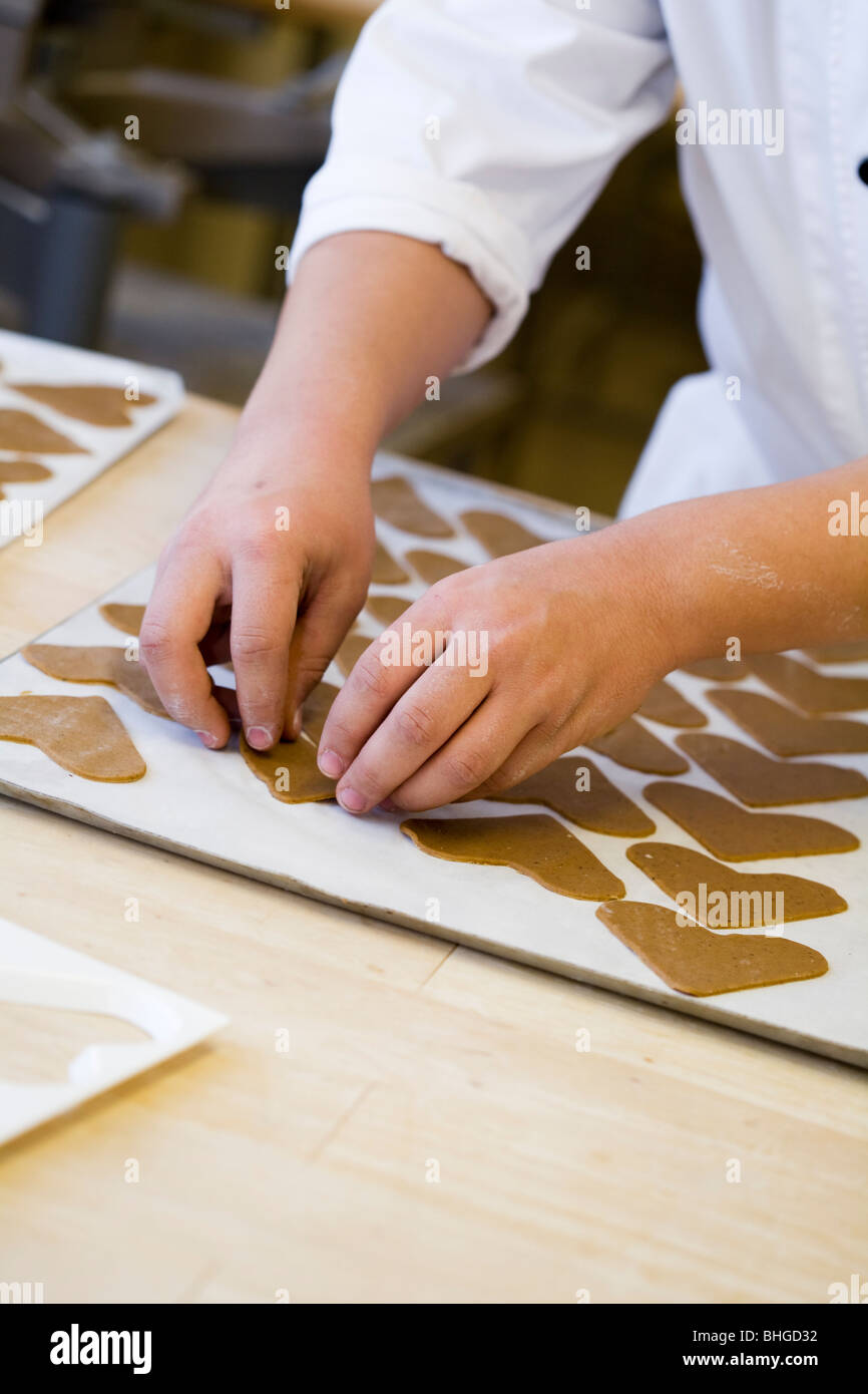 Bäcker machen Cookies, Schweden. Stockfoto