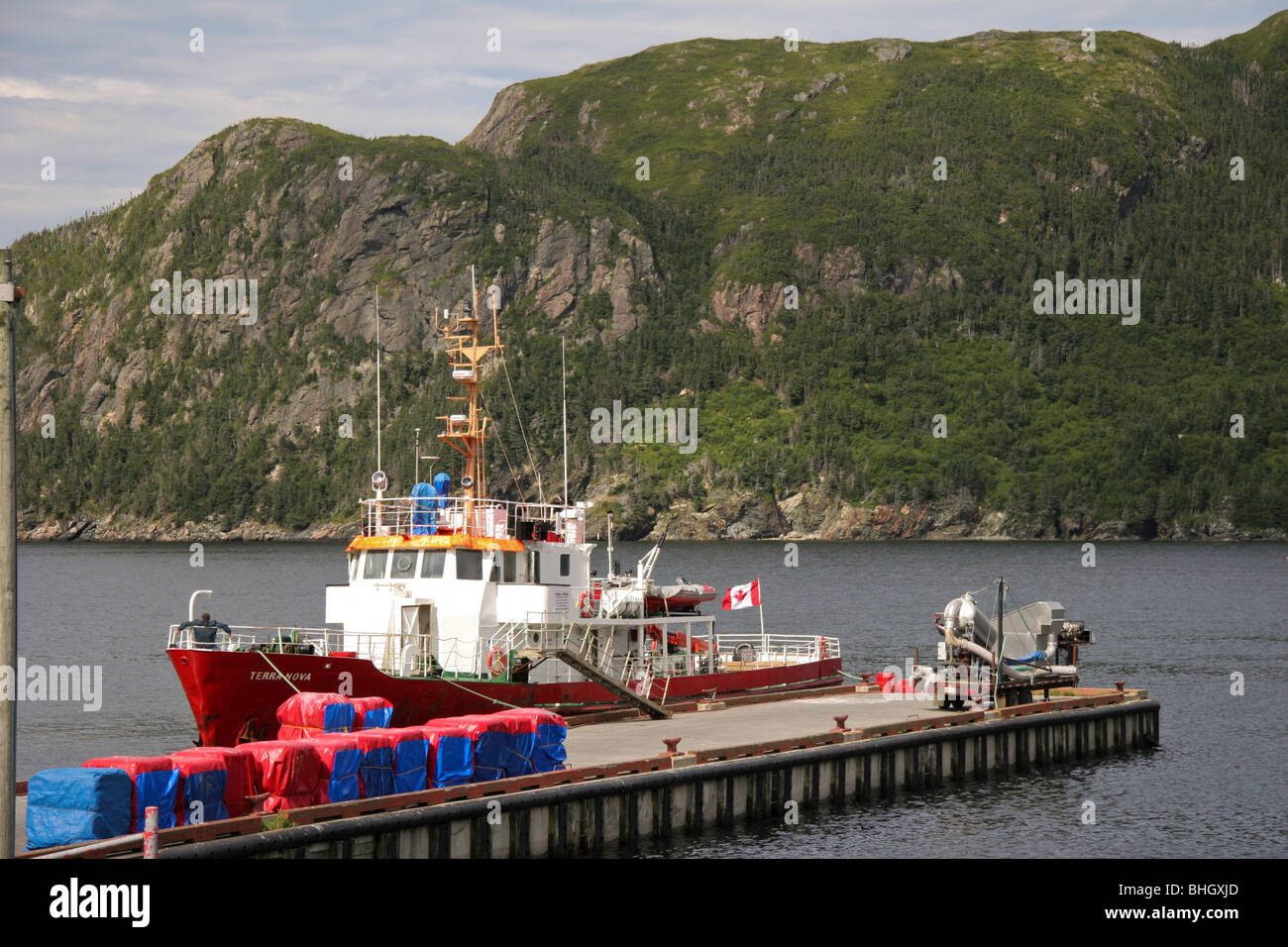Die Küstenstadt Boot TERRA NOVA, gesehen hier in der Eremitage, liefert Lieferungen & Passagiere an Outport Dörfer im südlichen Neufundland Stockfoto