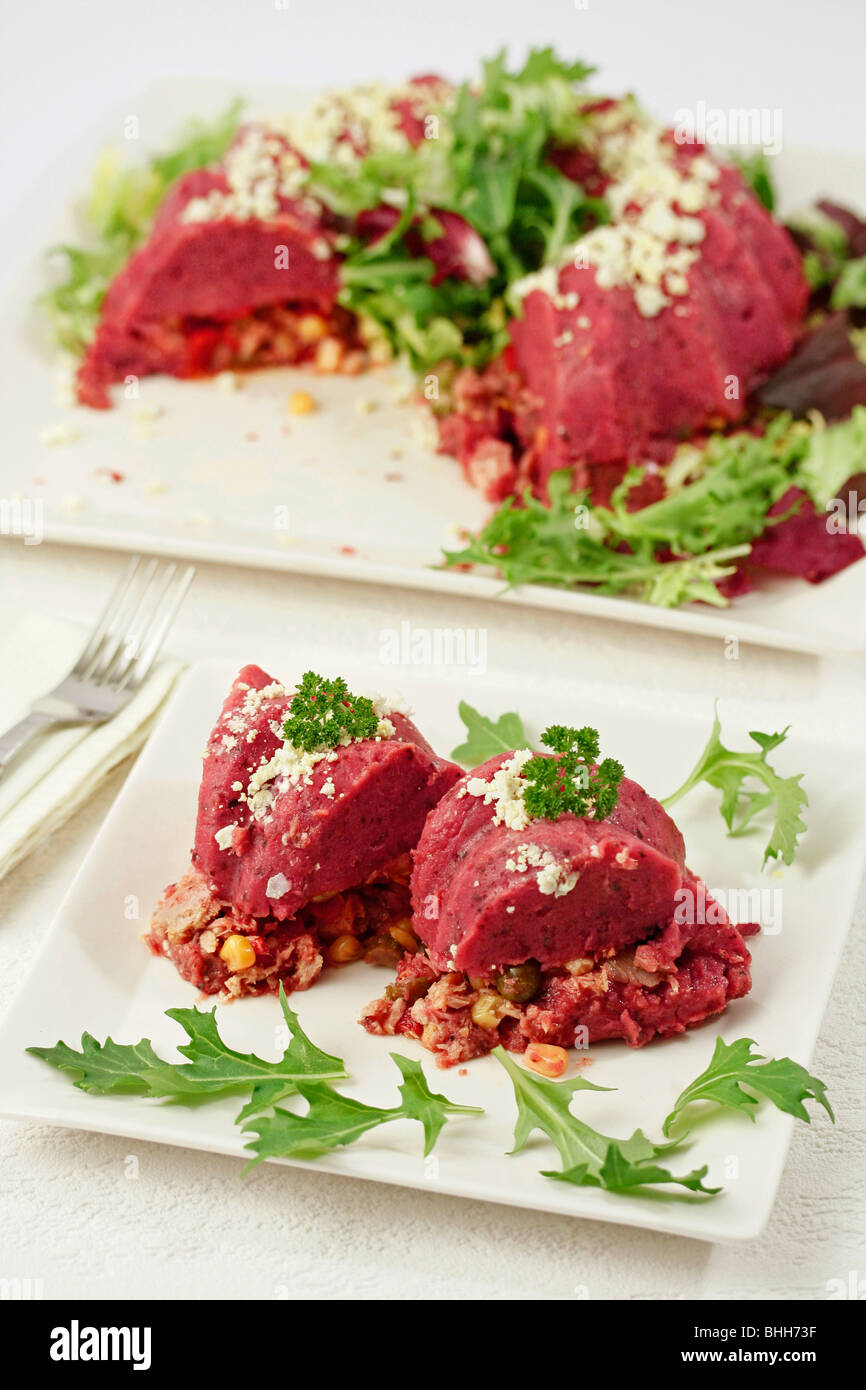 Kartoffeln und Rote Beete Krone. Schritt für Schritt: PA 4764 PA 4769 PA476 N-PA 476 X Stockfoto