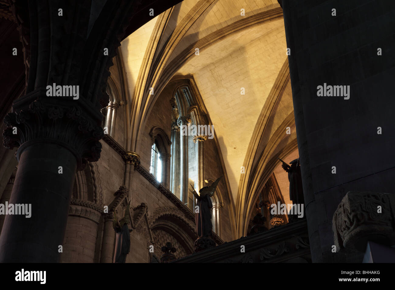 Gewölbte Decke in der Nähe der Hochaltar in Hereford Cathedral.viewed von in der Nähe der Marienkapelle. Stockfoto